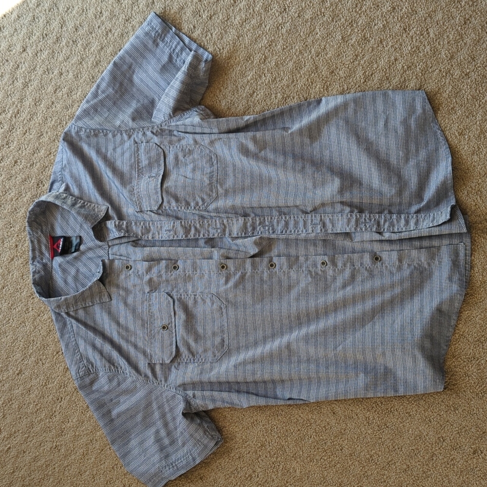 Men's short sleeve shirt